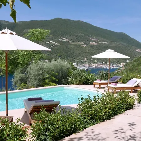 Phos - Boutique Stone And Wood Sanctuary With Private Pool Near * Sývota