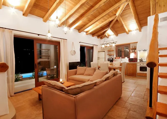 Phos - Boutique Stone And Wood Sanctuary With Private Pool Near
