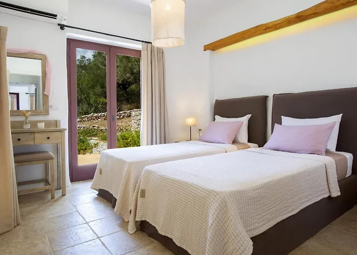 Phos - Boutique Stone And Wood Sanctuary With Private Pool Near *