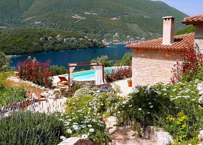 Phos - Boutique Stone And Wood Sanctuary With Private Pool Near * Sývota