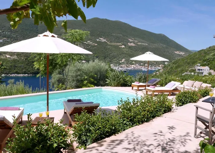 Phos - Boutique Stone And Wood Sanctuary With Private Pool Near Villa